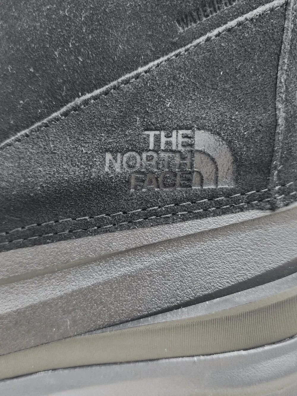 The North Face Men’s Chilkat V Zip Waterproof Winter Snow Boots Size 7